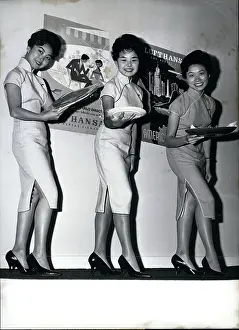 Stewardesses: Aircraft - Aviation - Balloons - Helicopters