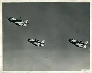 Capabilities: Three aircraft in formation, Edwards Air Force Base, USA