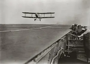 Alighting: Aircraft Landing