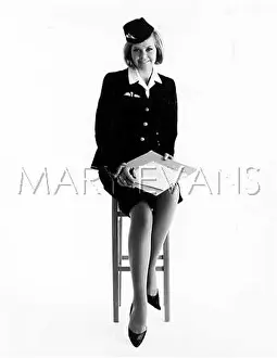 Airhostess: AIRHOSTESS