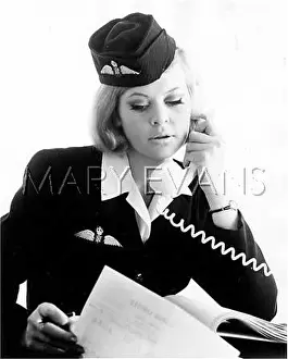 Airhostess: AIRHOSTESS