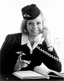 Airhostess: AIRHOSTESS