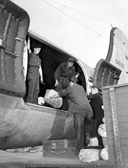 Flugzeuge: Airlift to Berlin 1949 - last plane is loaded