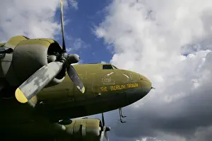 Reminds: Airlift Memorial