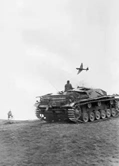 Vyazma: Airplanes support a German attack on the Eastern front, 1941