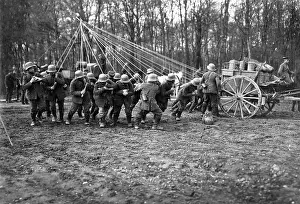 Toggle: Airship crew taking down a moored balloon, 1918