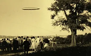 Aerostats: The airship Graf Zeppelin over the Rosenhugel