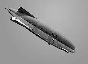 Umberto: The airship Italia, 1928