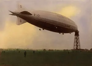 Mooring: Airship R101 at its mooring mast