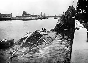 Towed: Airship wreck in Ostend