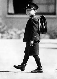 Satchel: Akihito, 1940