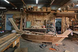 Dhow: Al Darwasa Antiques, Muharraq, Bahrain