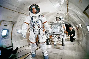 Weightless: Alan Shepard - Edgar Mitchell - Apollo 14 - NASA