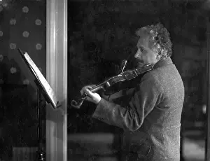 Einstein: Albert Einstein