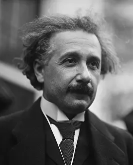 Intellectuals: Albert Einstein, German theoretical physicist in