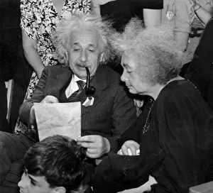Einstein: Albert Einstein and his sister Maja Winteler-Einstein, 1939