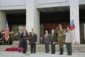 Gore: Albert Gore Visits Russia