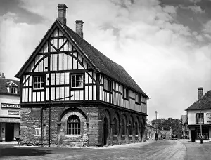 Alcester: ALCESTER TOWN HALL
