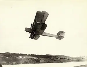Newfoundland: Alcock and Brown's Vickers Vimy - Newfoundland take-off