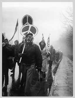 Aldermaston: ALDERMASTON MARCH 1958