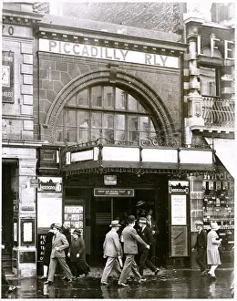Aldwych: Aldwych Tube Station