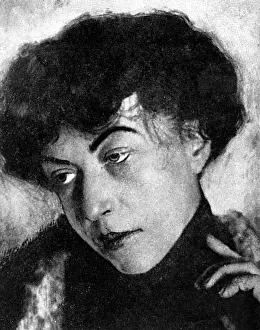 Conventional: ALEKSANDRA KOLLONAI