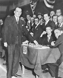 Matches: Alexander Alekhine playing simultaneous chess matches