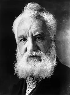 Telephonic: Alexander Graham Bell