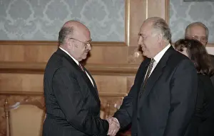 Agreements: Alexander Mexi visits Russia