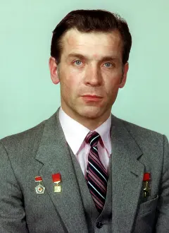 Serebrov: Alexander Serebrov, 1983