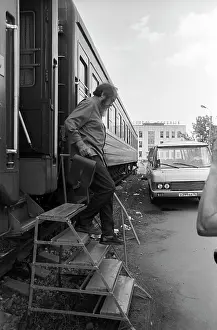 Solzhenitsyn: Alexander Solzhenitsyn back to Russia, 1994