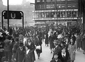 Subway: Alexanderplatz, 1932