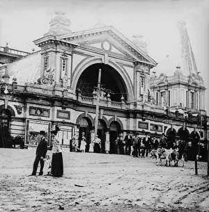 Alexandra palace from the turn of the 20th century