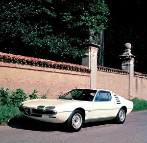 Alfa: Alfa Romeo Montreal