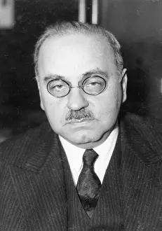 Psychologist: Alfred Adler, 1925