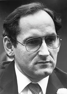 Profil: Alfred Worm