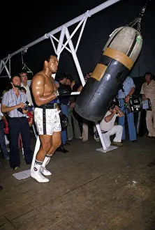 Warms: Ali - The Greatest Of All Time 1942 - 2016