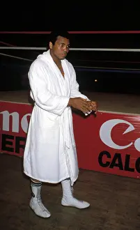 Warms: Ali - The Greatest Of All Time 1942 - 2016