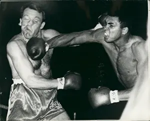 Cassius: Ali KO's London For Heavyweight Title
