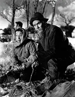 Aline: Aline MacMahon - Walter Huston - celebrity