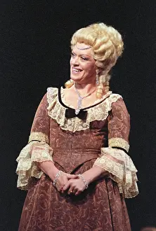 Milford: Alisa Freindlich, 1990