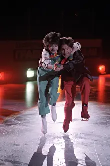 Skaters: All-Stars figure skating ensemble, 1987