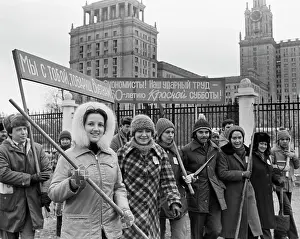 Voluntary: All-Union Communist Subbotnik