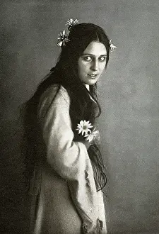 Konstantinovna: Alla Tarasova, Russian actress, as Ophelia