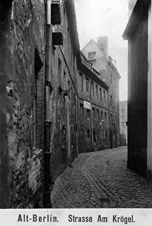 Poorly: Alley Am Krogel in Berlin, 1905