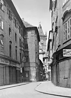 Melantrich: An alley in the Old City of Prague, 1940