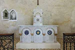 Lavalette: Altar, Chateau d'Aubeterre, Aubeterre-sur-Dronne