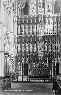 Highlighting: Altar Screen of Southwark Cathedral