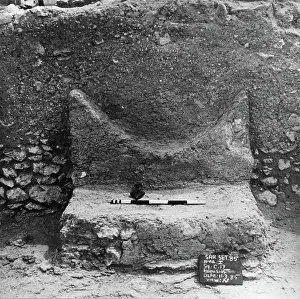 Rasmussen: Altar, Temples of Dilmun, photograph, Bahrain