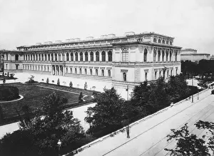 Libraries: The Alte Pinakothek before 1914